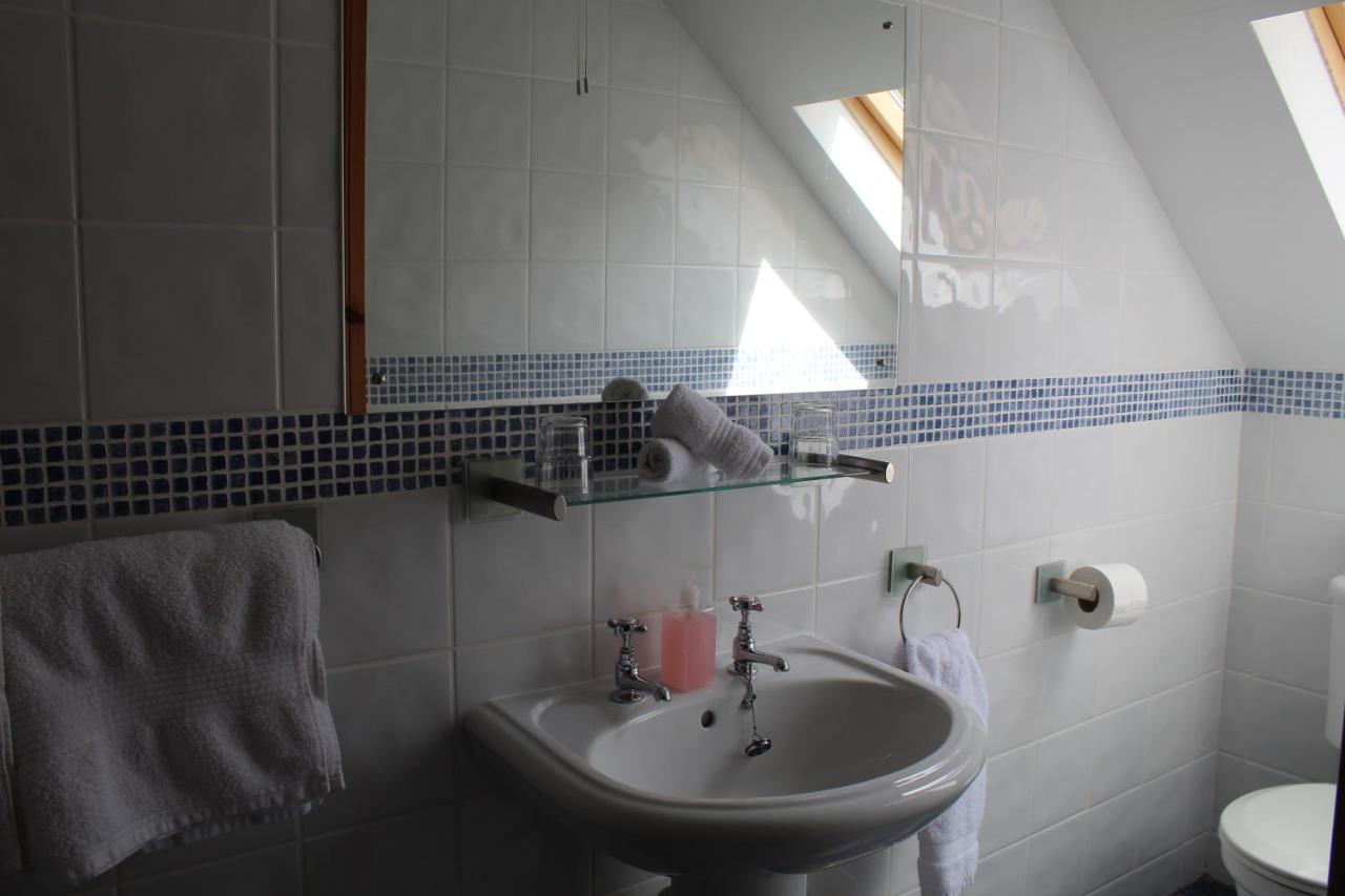 Riversdale House Room Only Accommodation, A98Kd85 Brockagh Екстериор снимка