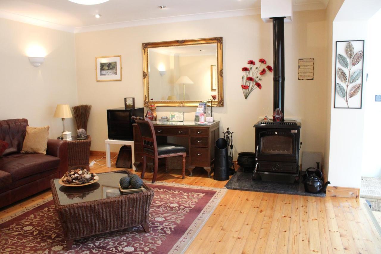 Riversdale House Room Only Accommodation, A98Kd85 Brockagh Екстериор снимка